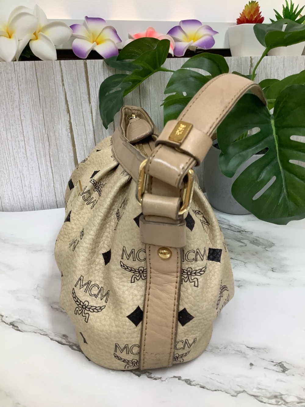 MCM Beige Monogram Signature Coated Canvas Shoulder Bag with Gold Plaque - Picture 4 of 9